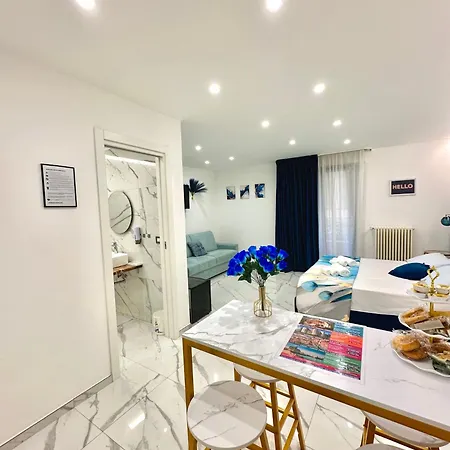 Oltremare Luxury 아파트 바리